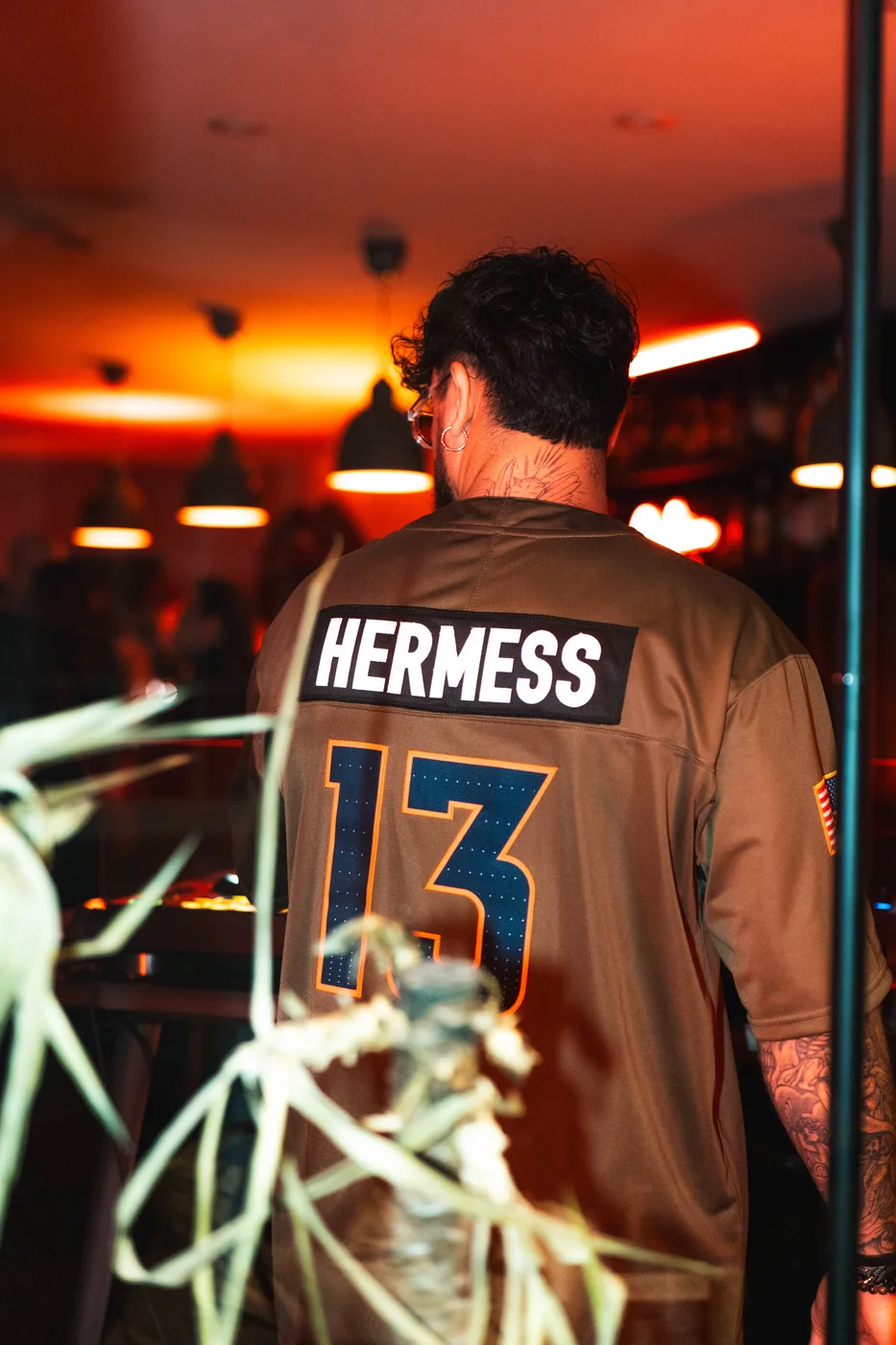 DJ Hermess – Quebarca
